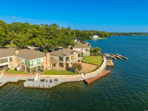 1201 Lakeshore Dr APT 20, Hot Springs National Park, AR 71913