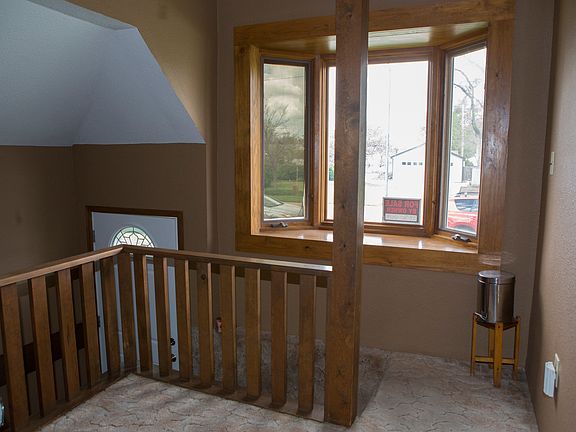 Entry with Bay Window