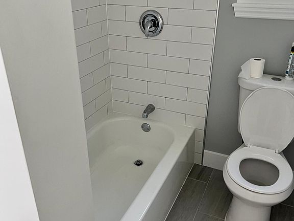 5th image of 38 Bell Ave #1