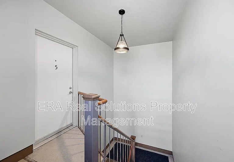 255-257 Loraine Ave #5 — Photo 27