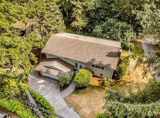 10915 NE 112th St, Kirkland, WA