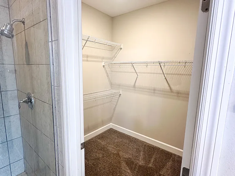 534 Lake Wildmere Cv — Photo 28