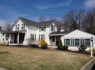 14 Pollard Rd, Plaistow, NH 03865