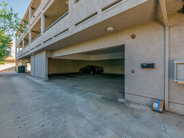 5533 Barton Ave — Photo 19