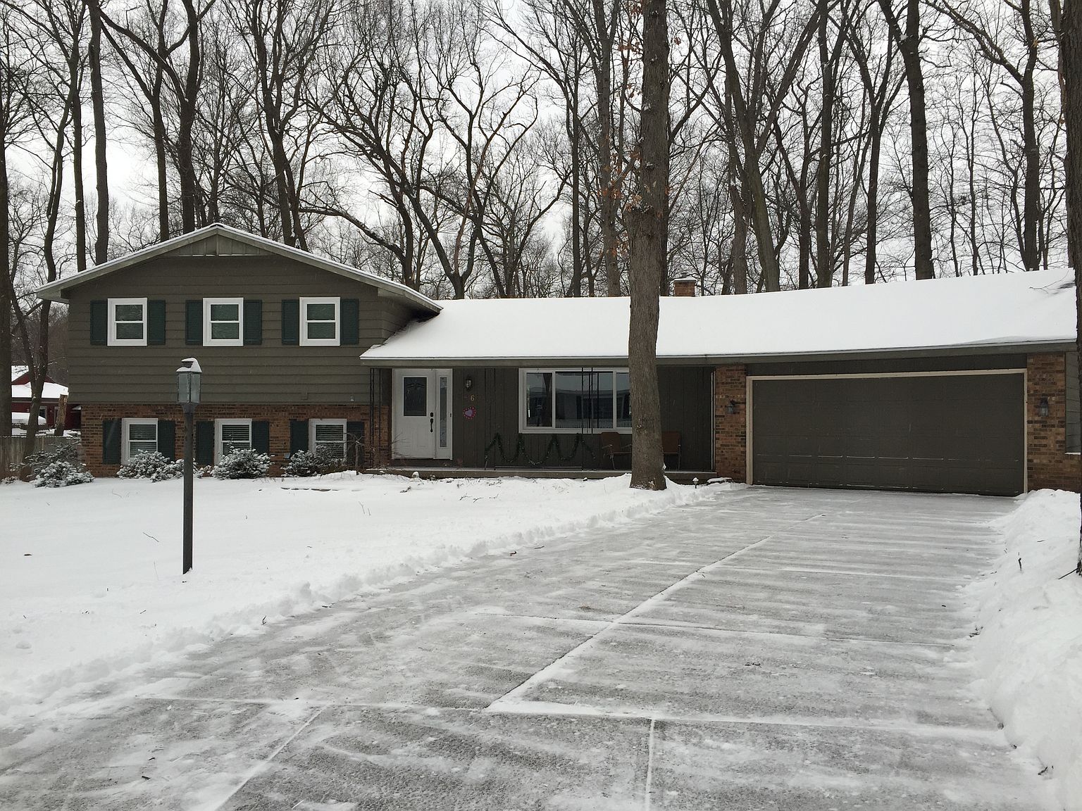 Sawa No。 7569 Woodvale St SE, Grand Rapids, MI 49546 | Zillow