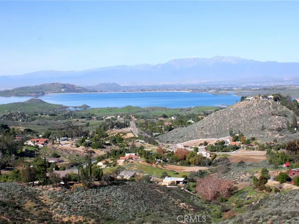 39 Burwood Dr #39, Perris, CA 92570