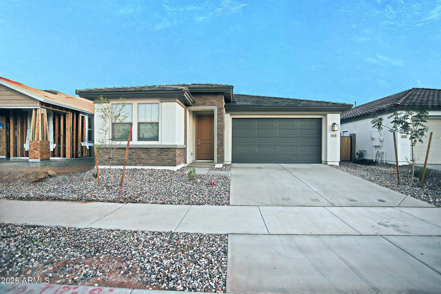 4 bed, 3.5 bath, 2312 sqft, $2,700 — Photo 3