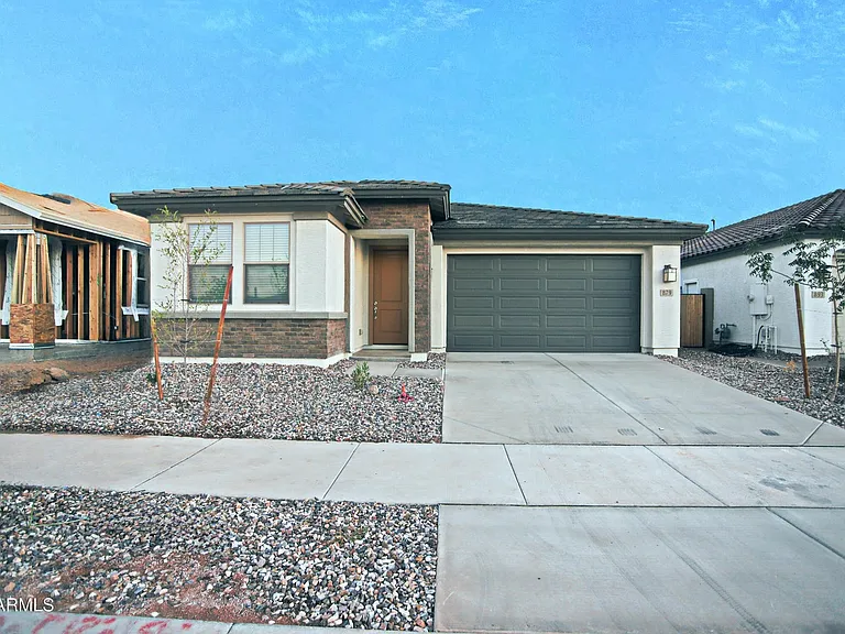 879 W Finch Dr — Photo 43