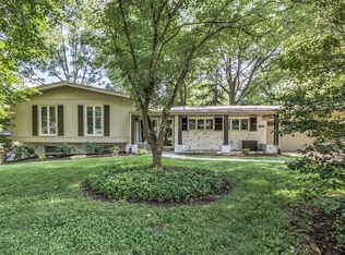556 Beauford Dr, Saint Louis, MO 63122