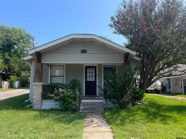 111 E Hill St, Grand Saline, TX 75140