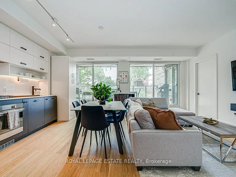 1888 Queen St E #211 — Photo 16