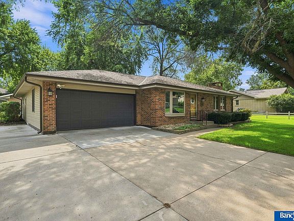 2nd image of 5000 Canterbury Ln