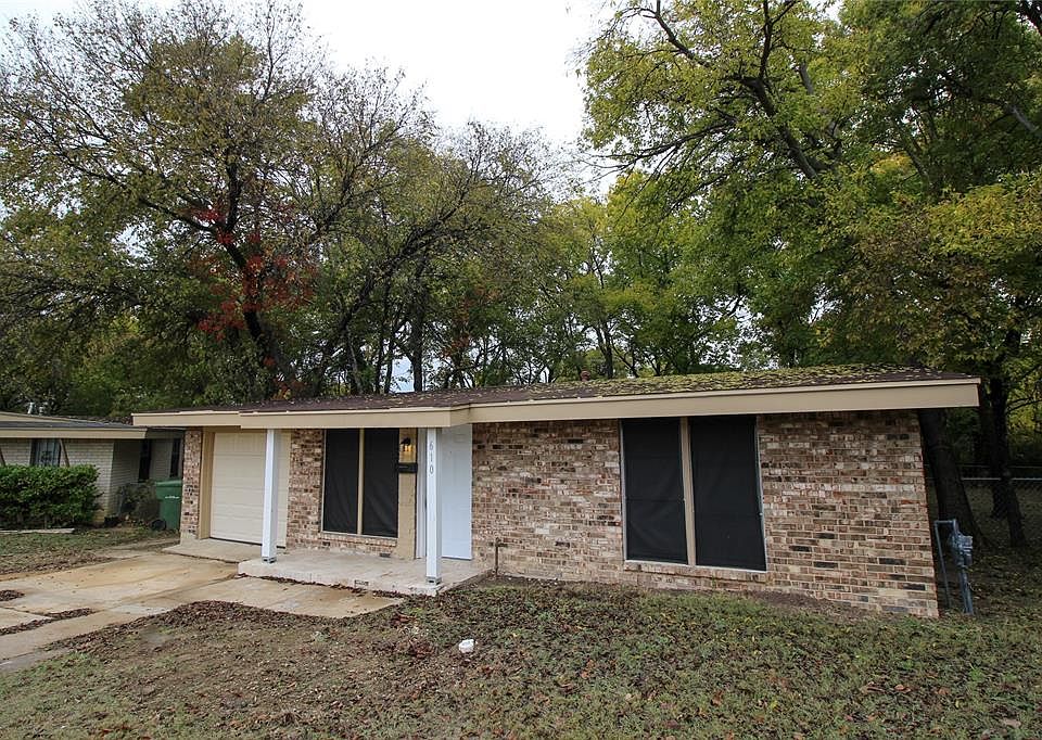1st image of 610 Henderson Cir