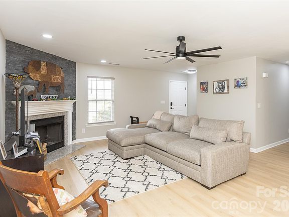 3rd image of 5126 Monroe Ansonville Rd