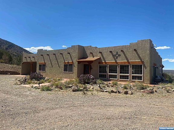 2nd image of 17 Pancho Rd