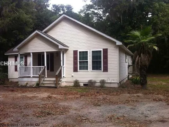 41 Club Bridge Rd, Saint Helena Island, SC 29920