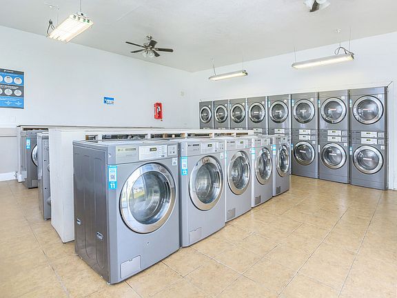 4th image of 1441 Manotak Ave #3401