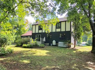 8 Riverbend Dr, Mystic, CT 06355