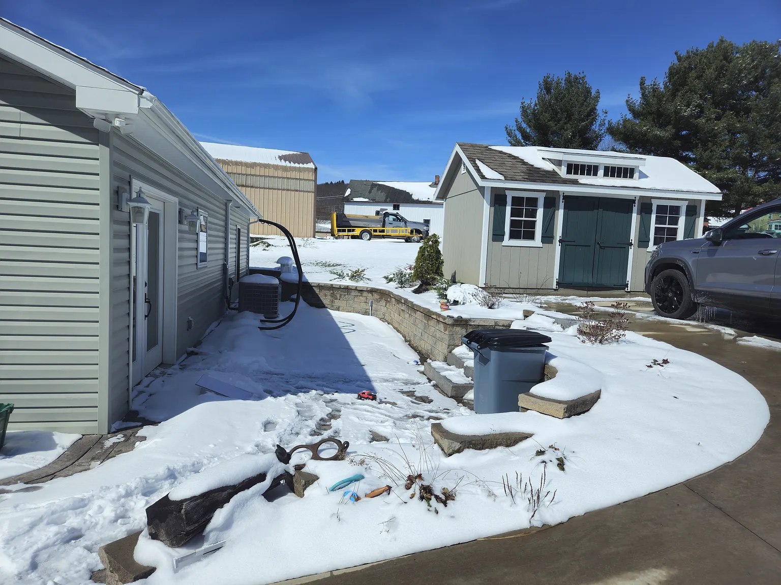 3 bed, 1288 sqft, $2,200 — Photo 2