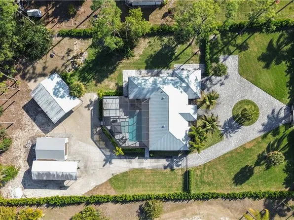 25211 Pinson DR, BONITA SPRINGS, FL 34135