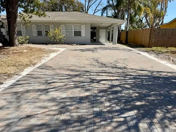 213 Elizabeth Ave #B — Photo 1
