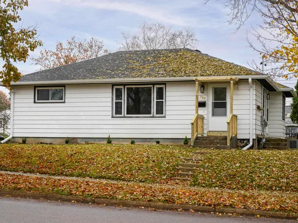 709 Dempsey Rd, Madison, WI 53714