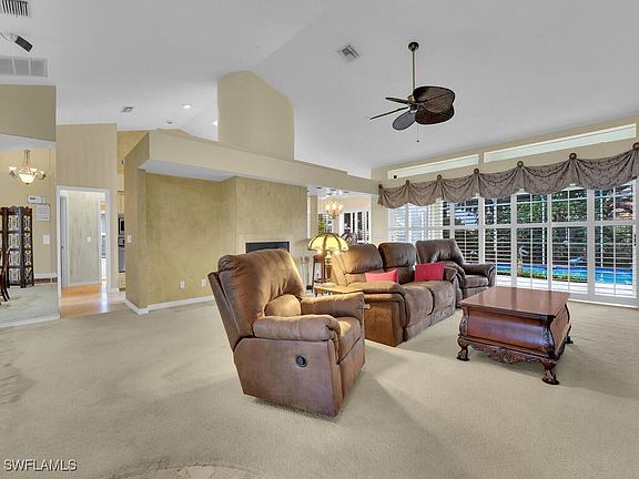 3rd image of 13121 Parkline Dr
