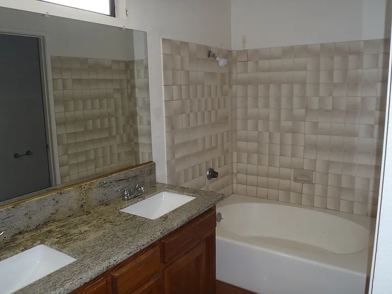 1249 Mountain View Dr — Photo 8