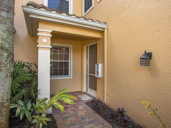 2nd image of 5979 Trophy Dr Unit 1602