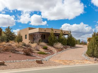 31 Via Tessera, Santa Fe, NM 87507