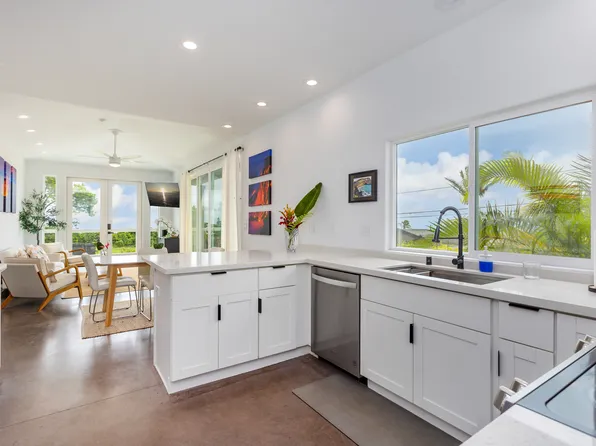 94-1628 Makalii St, Naalehu, HI 96772