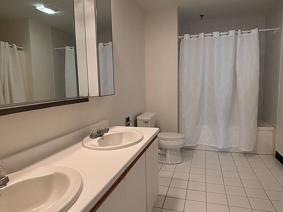 5th image of 3920 Mystic Valley Pkwy APT 914