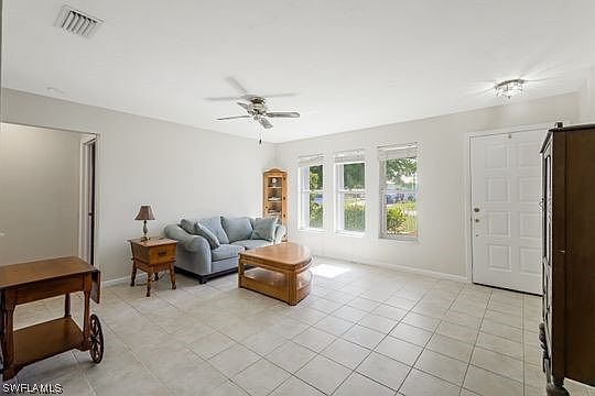 5th image of 155 SE 5th St