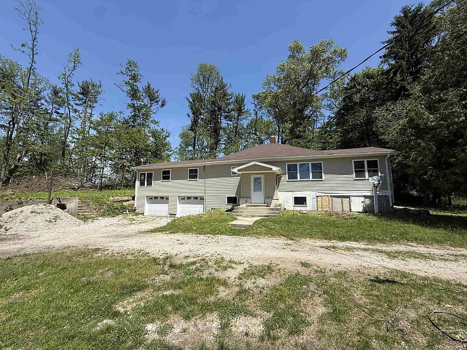 2nd image of 18842 Cedar Rd
