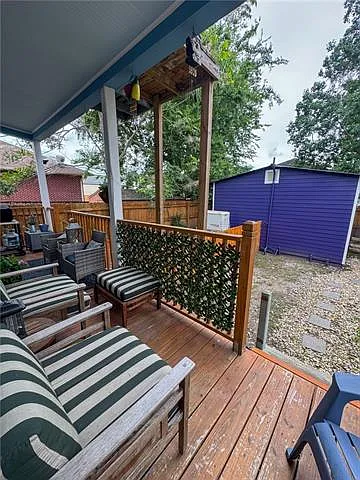 1329 Gallier St — Photo 14