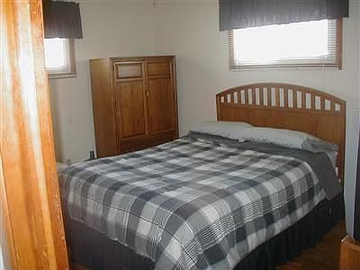 4th image of 4517 Holiday Cir