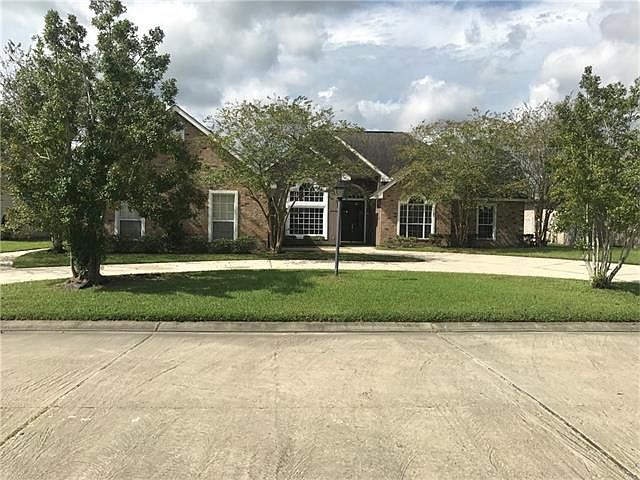 1st image of 112 Riverlands Dr