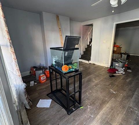 2nd image of 1904 Kinsey St