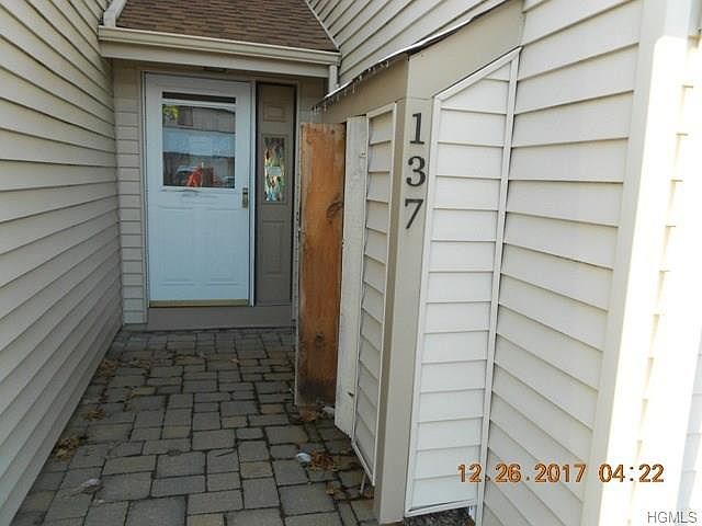 1st image of 137 Country Club Dr