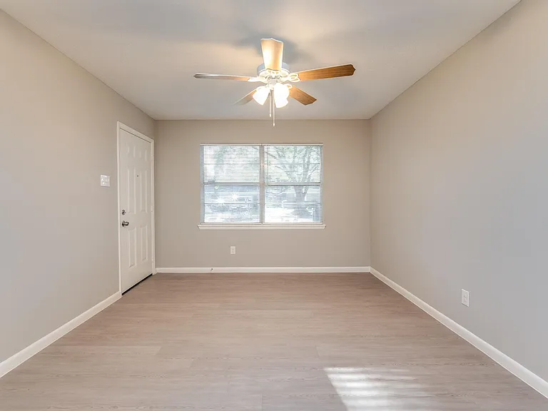 12331 Atwell Dr — Photo 6