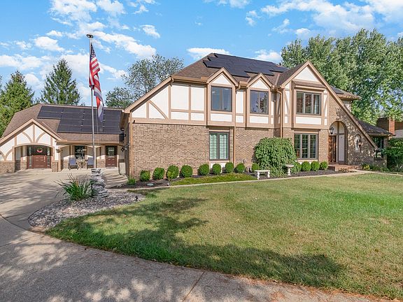 2nd image of 3001 Belle Meade Ln