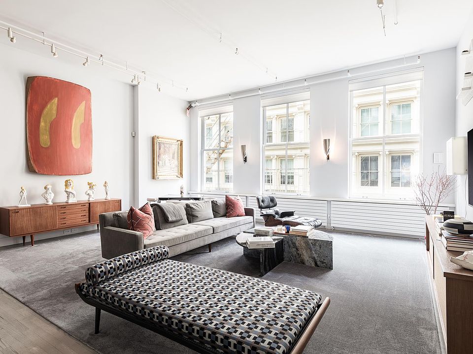 1st image of 100 Greene St Floor 3