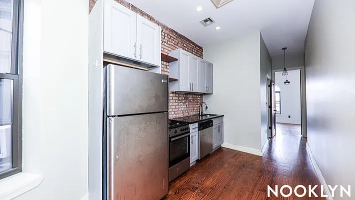 Rented by Nooklyn NYC LLC | media 2