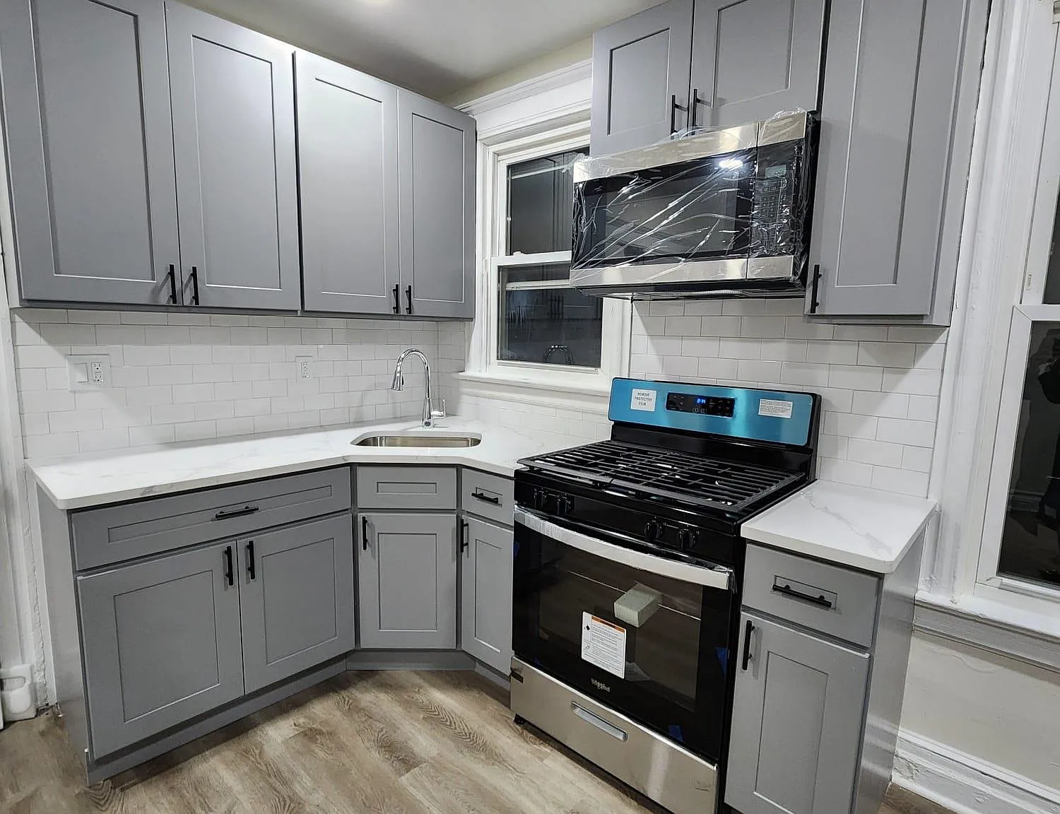 4 bed, 1.0 bath, $2,750 — Photo 2