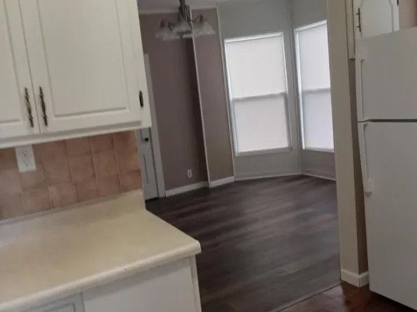 320 S Cleburn St #4, Grand Island, NE 68801