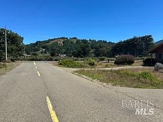 5th image of 44021 Noyo Way
