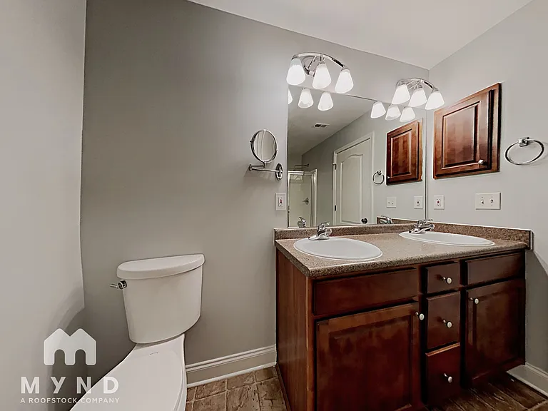 2086 Edgewood Dr — Photo 13