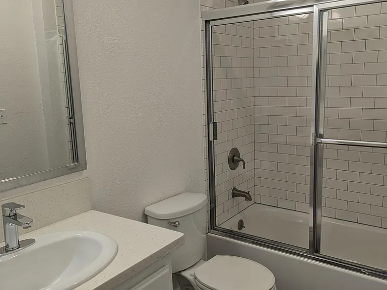 7014 Lanewood Ave #5 — Photo 7