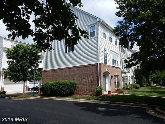 3rd image of 101 Cameron Parke Pl