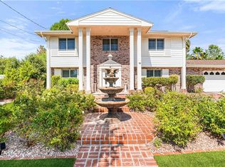 24105 Albers St, Woodland Hills, CA 91367